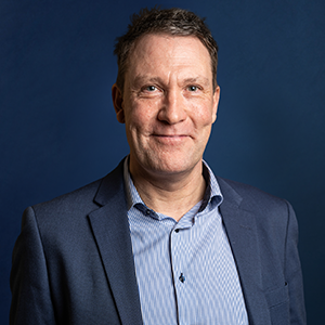 Jacob på blå baggrund - 300 x 300